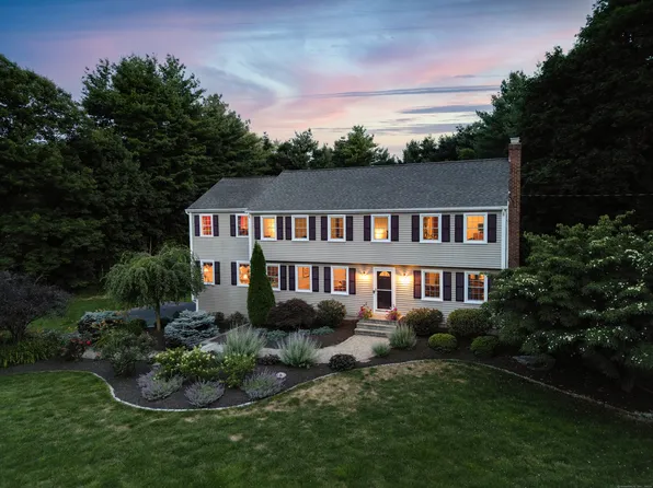 11 Homestead Road, Simsbury, CT 06092