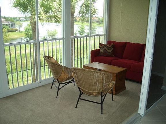 Enclosed Lanai with Sliding Doors 
