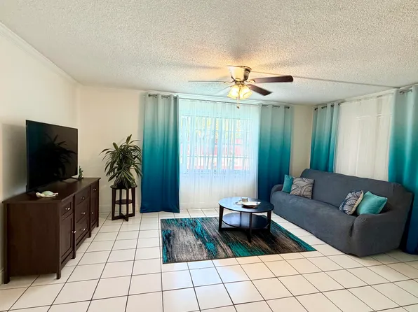 500 NE 1st St, Pompano Beach, FL