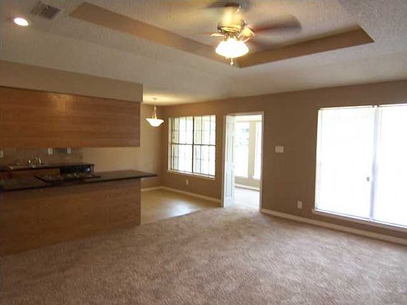 2nd image of 9253 Ponderosa Dr N
