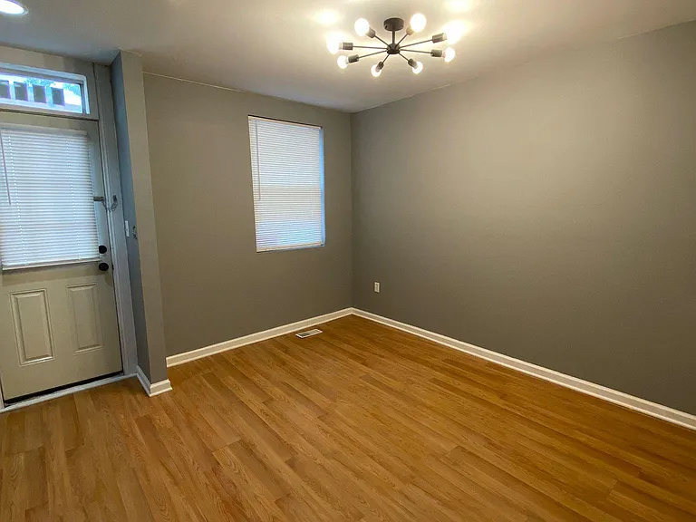 3125 Elliott St #A — Photo 2