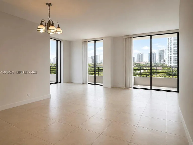 3300 NE 191st St #907 — Photo 3