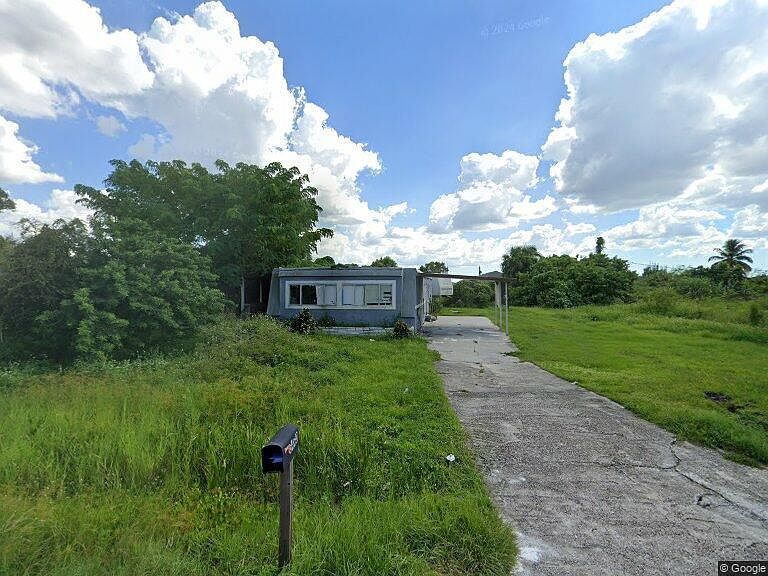 1st image of 3440 Stella St