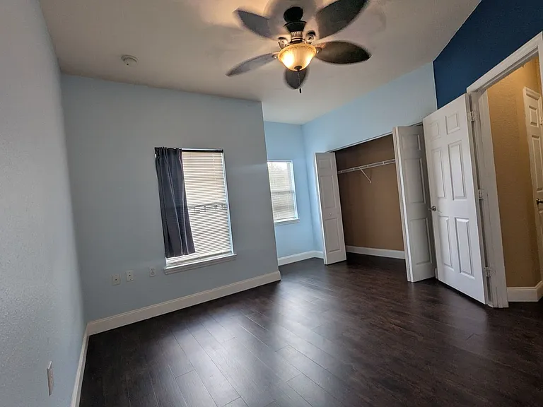 4872 NW 42nd Rd #103 — Photo 24