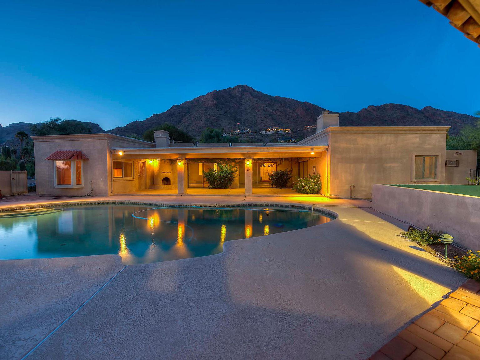 5353 E Rockridge Rd, Phoenix, AZ 85018 | Zillow