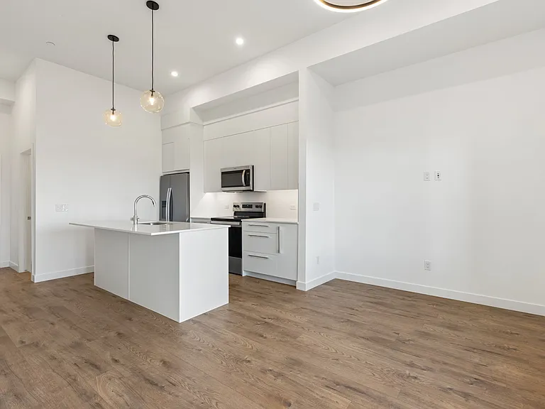 60 Skyview Ranch Rd NE — Photo 2