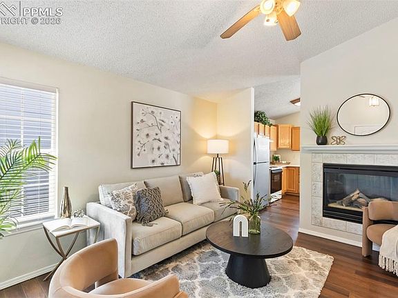 4th image of 4783 Bridle Pass Dr