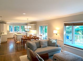 7 Robert Crisfield Pl, Rye, NY 10580