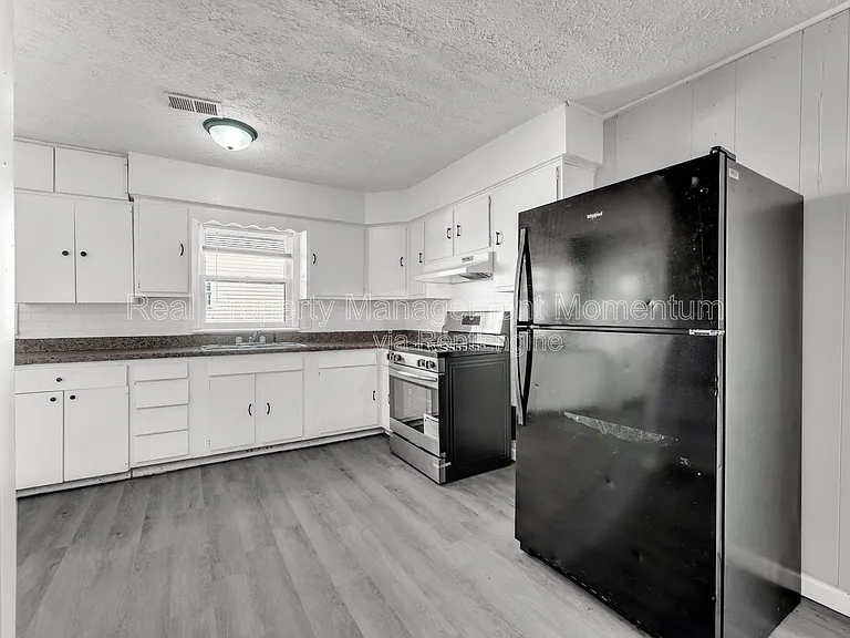 2804 W Washita St — Photo 7