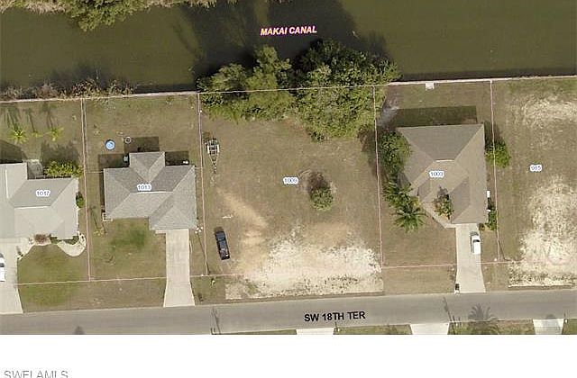 1st image of 1009 SW 18th Ter