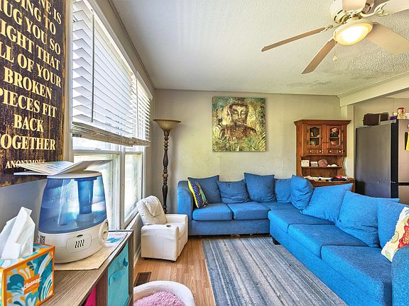3rd image of 429 Killion Dr