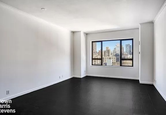 5th image of 425 E 58th St APT 11B