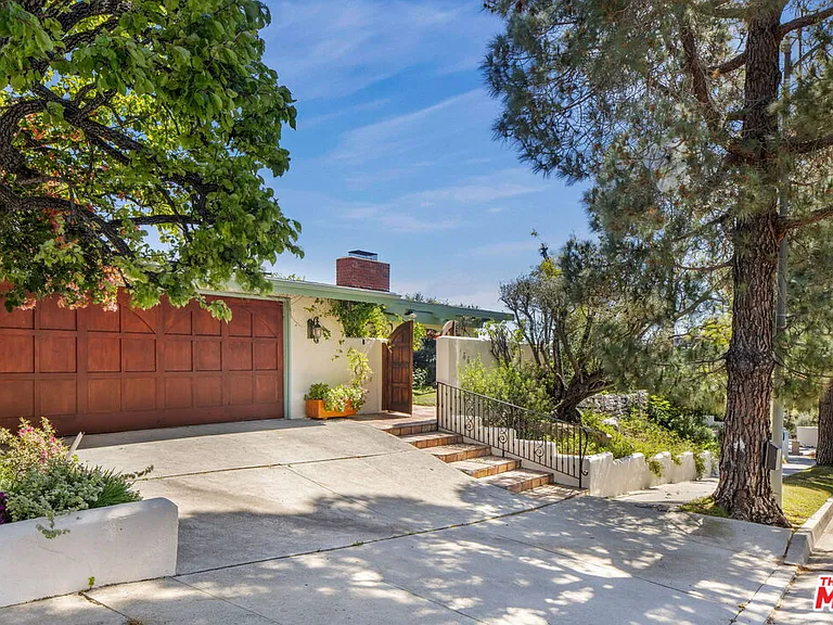 1336 Bienveneda Ave — Photo 4