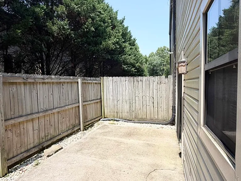 2705 Sood Rd #G — Photo 16