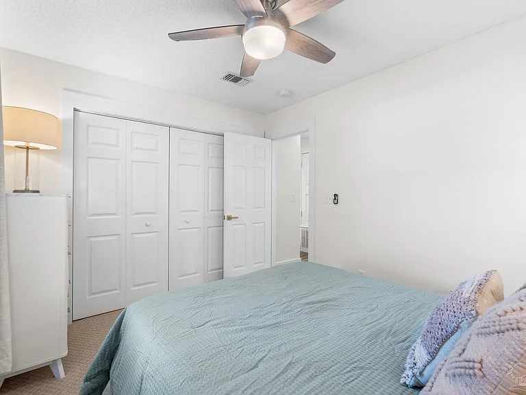 5276 Springdale Dr — Photo 32