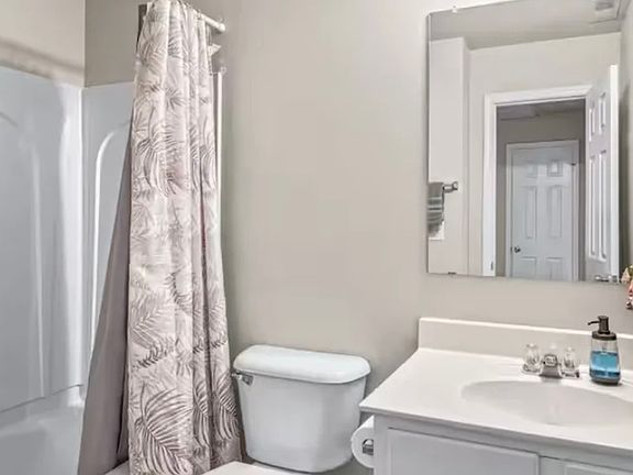 2nd image of 649 Providence Pl #649