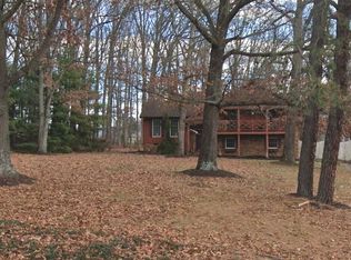 15077 S East Side Hwy, Grottoes, VA 24441