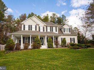 7905 S Woods Dr, Fredericksburg, VA