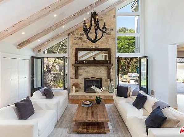 6585 Portshead Rd, Malibu, CA 90265