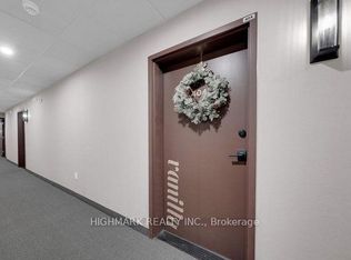 4 Spice Way #404, Barrie, ON L9J 0M2
