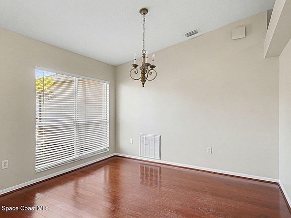 3rd image of 6146 Meghan Dr
