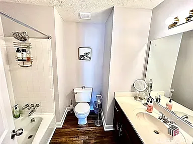 250 Cleveland Rd #147 — Photo 3