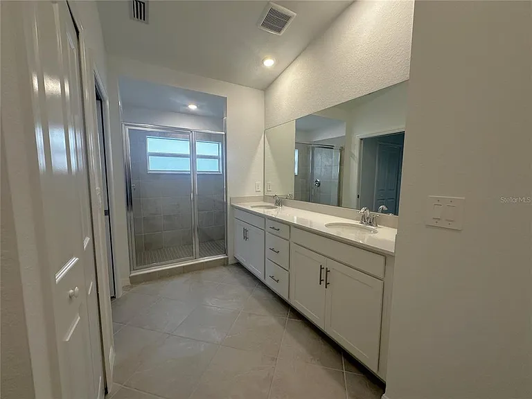 14271 Heritage Landing Blvd #1528 — Photo 12