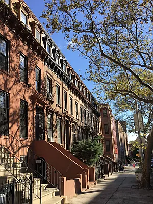 Rented by Compass | media 18