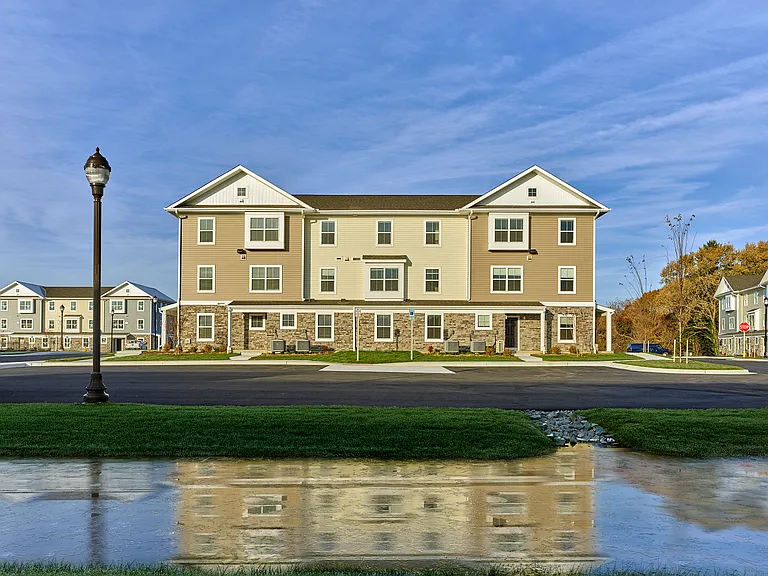 2712 Merritt Mill Rd — Photo 2