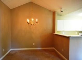 386 Crescent Ct, Westerville, OH 43081