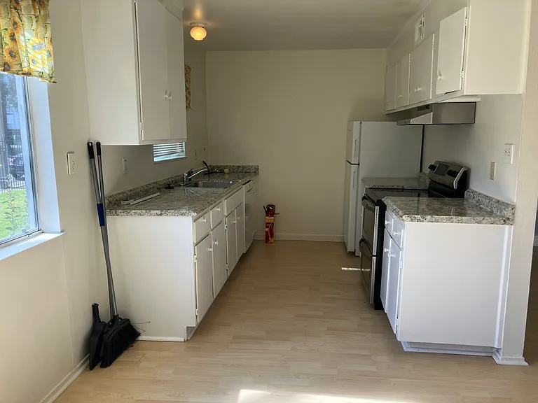 1059 Rio Ln #A — Photo 16