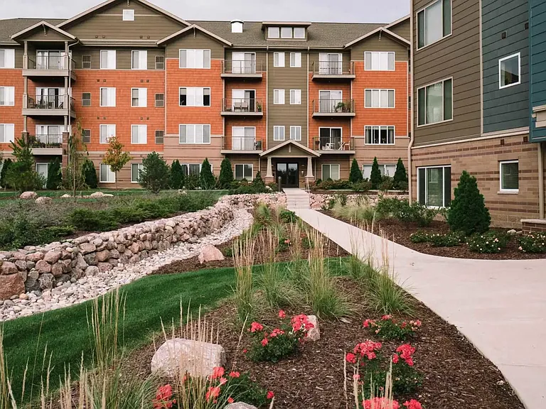 1600Tosa Apartments — Photo 13