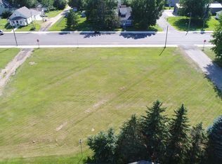 205 N 1st Ave, Dent, MN 56528