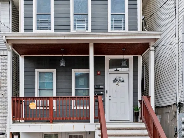 43 Jewett Ave, Jersey City, NJ 07304