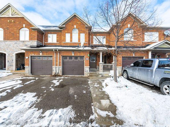 32 Bay Breeze Dr, Brampton, ON L6R 0M1