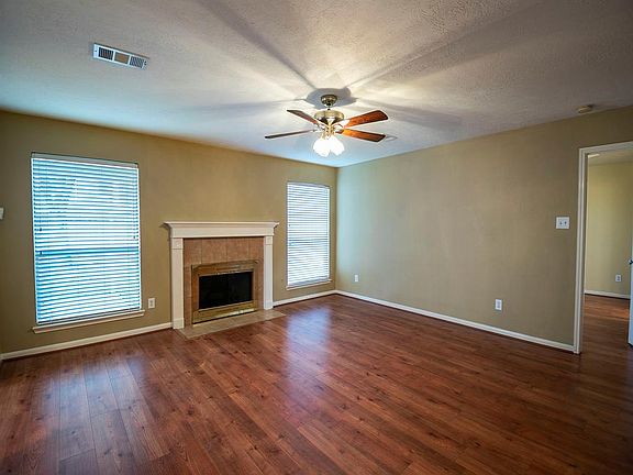 5th image of 4819 Lochman Ln