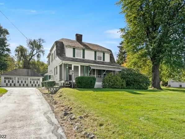 33 Maple Rd, Franklin Boro, NJ 07416