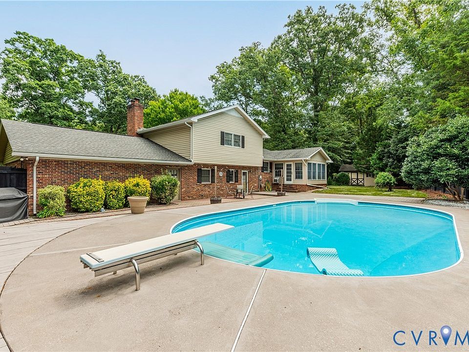 1st image of 14500 Alberta Ct