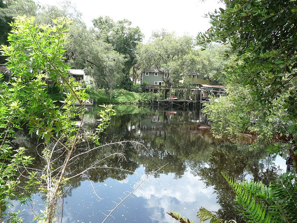 1st image of N River Shore Dr Tampa Bldg Plot