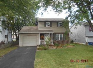 1967 Allendale Dr, Toledo, OH 43611