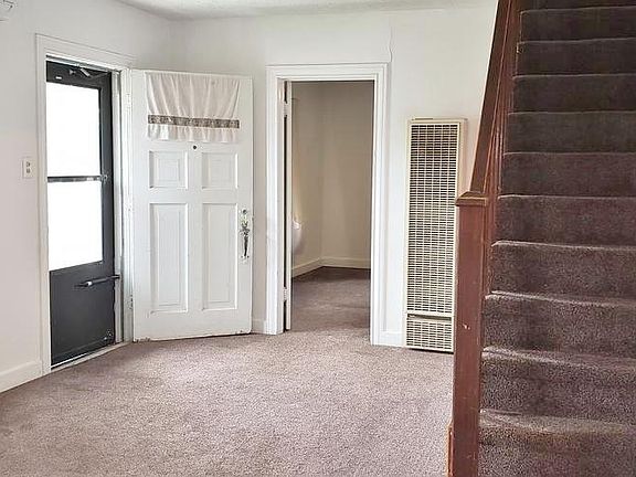 4th image of 1011 W University Dr