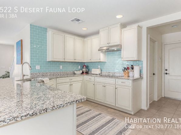 9522 S Desert Fauna Loop