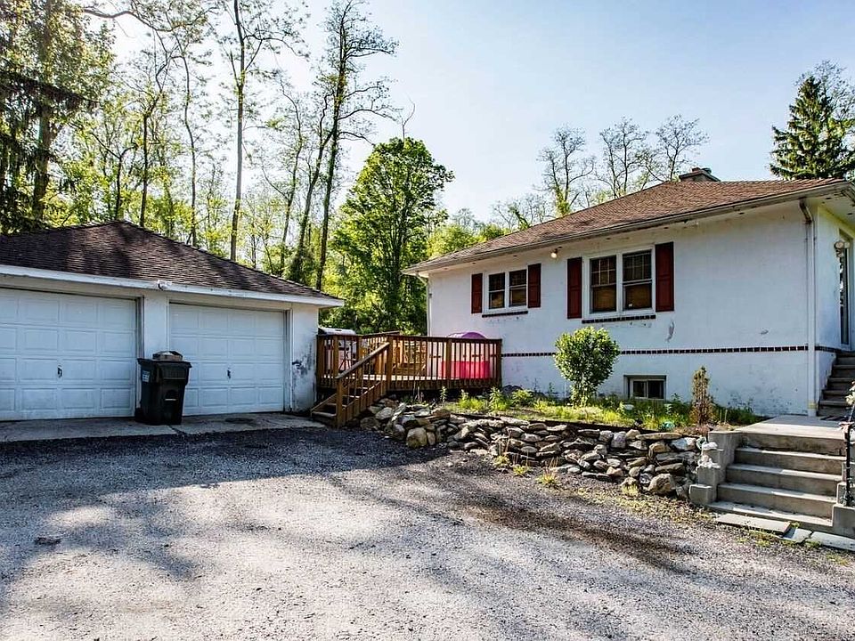 1st image of 1 Meadow Dr