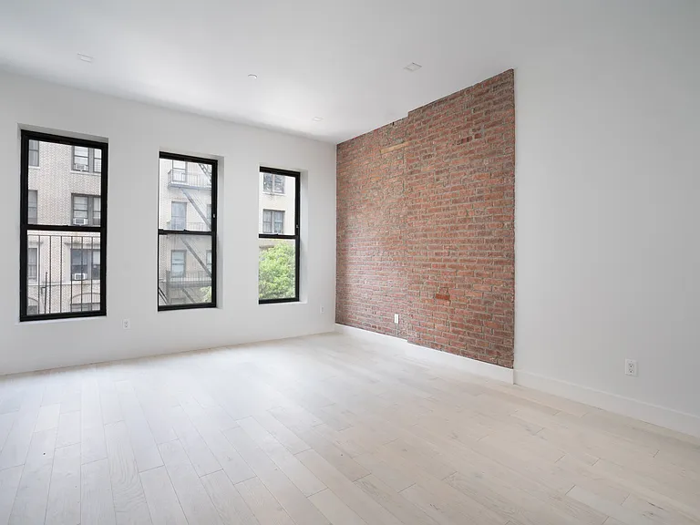 611 W 142nd St #2A — Photo 4