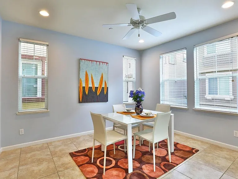 1047 Claridad Loop — Photo 17