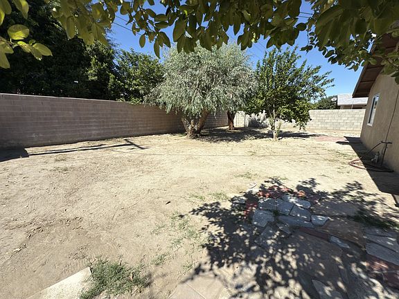 5th image of 33261 Whispering Palms Trl #B