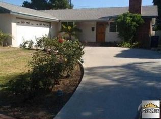 20808 Stagg St, Winnetka, CA 91306