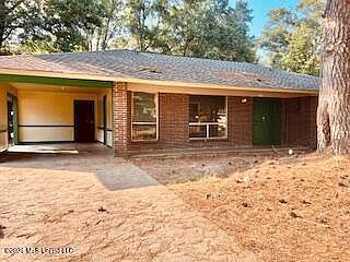 2nd image of 6663 Abraham Lincoln Dr