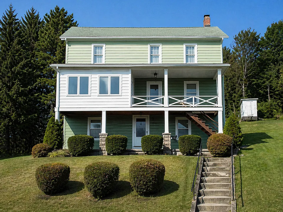 408 Main St