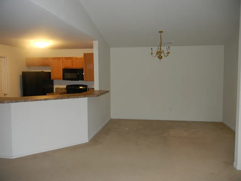 16803 Dover Dr — Photo 9